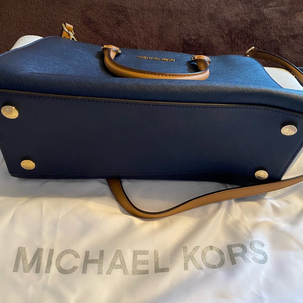 Michael Kors tote